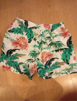 Pantalones cortos tropicales talla S