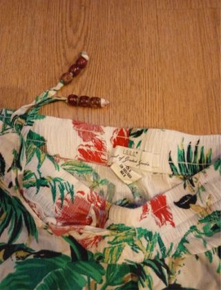 Pantalones cortos tropicales talla S