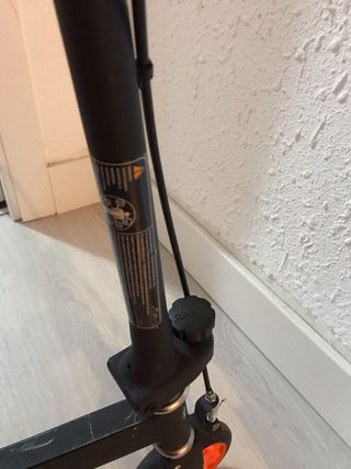 Patinete 3 ruedas rojo y negro