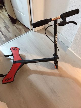 Patinete 3 ruedas rojo y negro