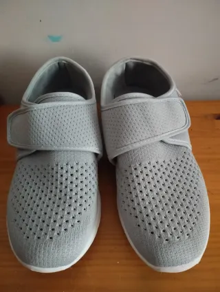 Zapatillas grises talla 37