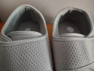 Zapatillas grises talla 37