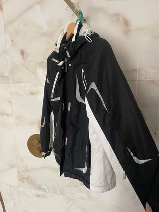 Chaqueta nieve negra y blanca Talla M