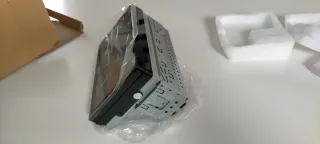 Radio de coche con pantalla grande