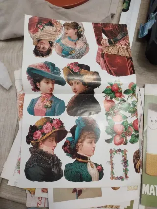 Fogli per decoupage con vari motivi