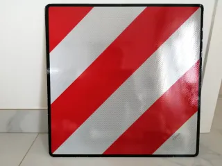 Soporte matrícula y luces traseras/placa V20