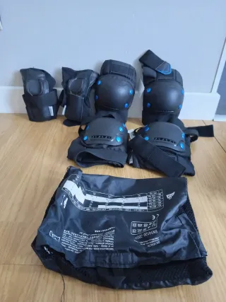 Patines Oxelo Talla 39 con Protecciones y Bolsa