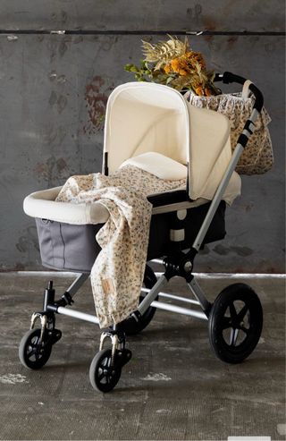 Sacco fasciatoio floreale La Giraffa Bianca e blu