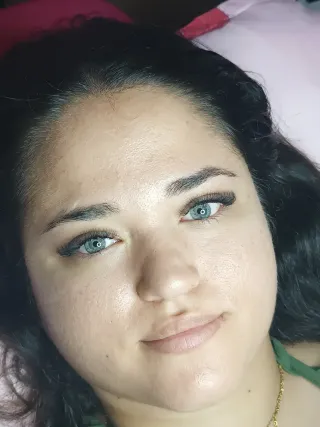 Extensiones de pestañas