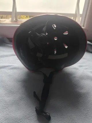 Casco Rojo Monopatín/Patinaje