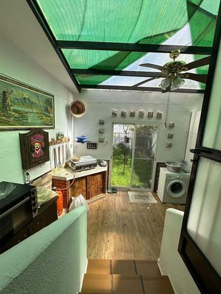 Casa adosada en venta en Villardompardo