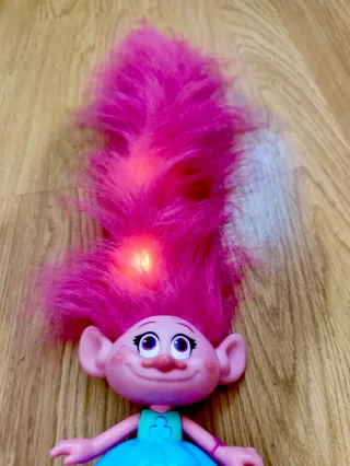 Poppy Troll Luminosa