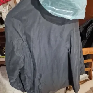 Giaccone uomo nero con pelliccia