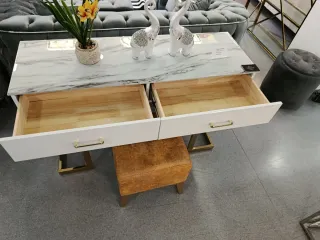 Consola recibidor dorada y blanca