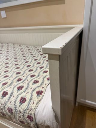 Estructura diván HEMNES IKEA con colchones