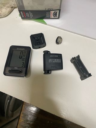 Ciclocomputador Cateye Velo Wireless.