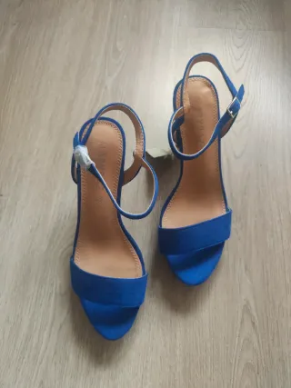 Sandalias NUEVAS tacón plataforma azulón 38