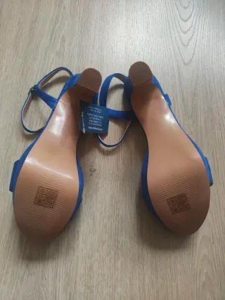 Sandalias NUEVAS tacón plataforma azulón 38