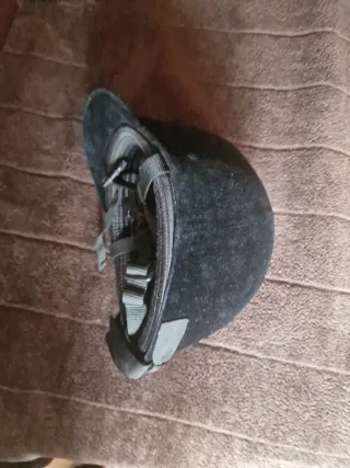 Casco de equitación negro