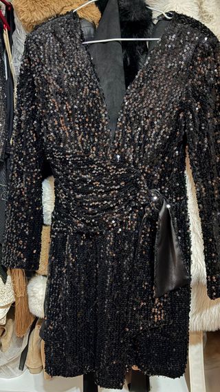 Vestido negro lentejuelas