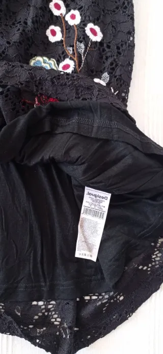 Vestido Desigual encaje flores bordadas negro