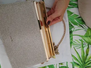 Bolso de pedrería