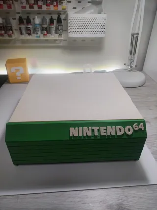 Caja de juegos Nintendo 64