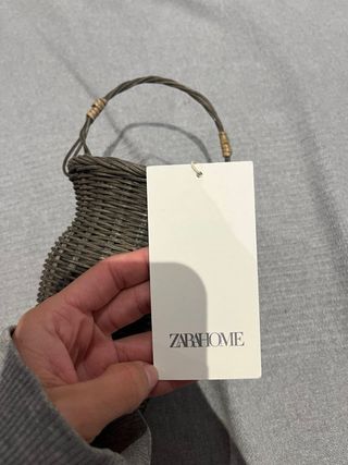 Cesta Zara Home mimbre marrón