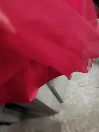 Falda tul roja sin estrenar