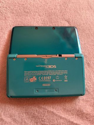 Nintendo 3DS Blu/Verde con Pokémon e altro