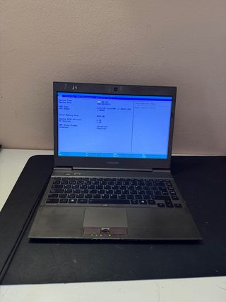 Portátil Toshiba i7