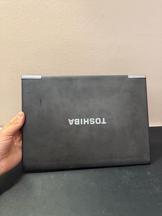 Portátil Toshiba i7