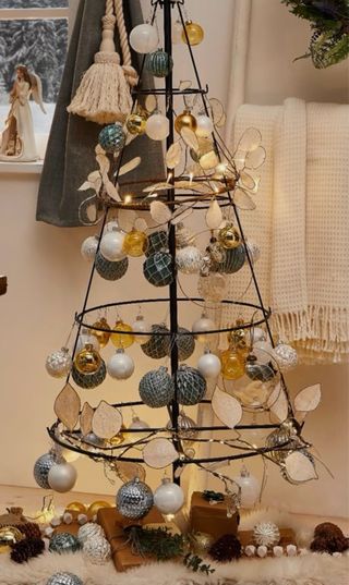 Albero Natale Design Metallo Luci LED