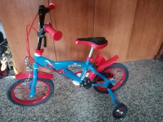 Bicicleta Infantil Spiderman Azul y Roja