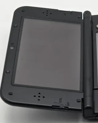 New 3ds XL Schermo IPs a tema Pokemon Sole e Luna