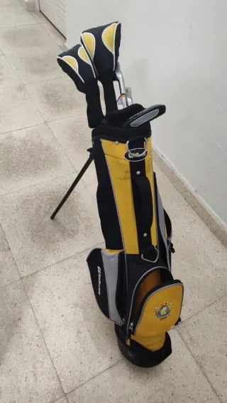 Set Palos Golf Wilson Niños 8-11 Años Diestros