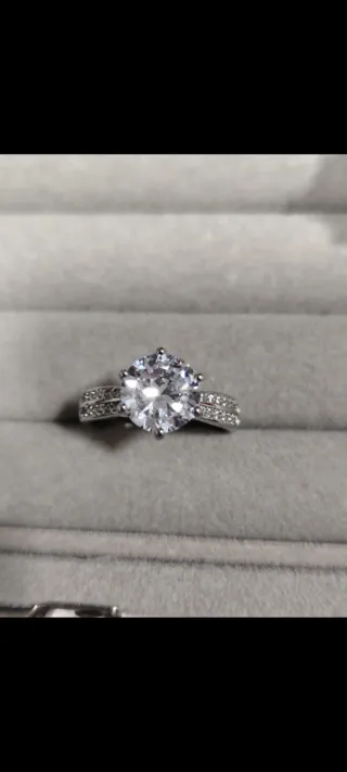 Anillo Plata con circon central