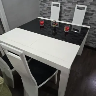 Mesa de comedor moderna cristal y madera