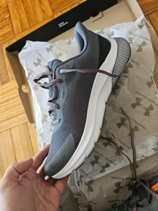 Zapatillas Under Armour HOVR Gris Naranja