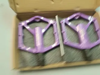 Pedales de Plataforma Morados Nuevos