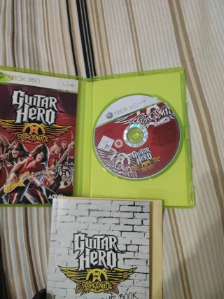 Guitar Hero Xbox 360 Chitarra + Gioco + Custodia