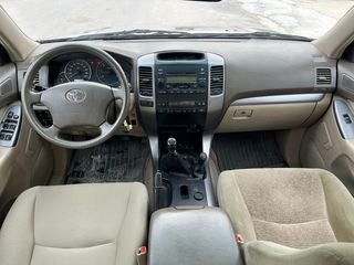 Toyota Land Cruiser 2003