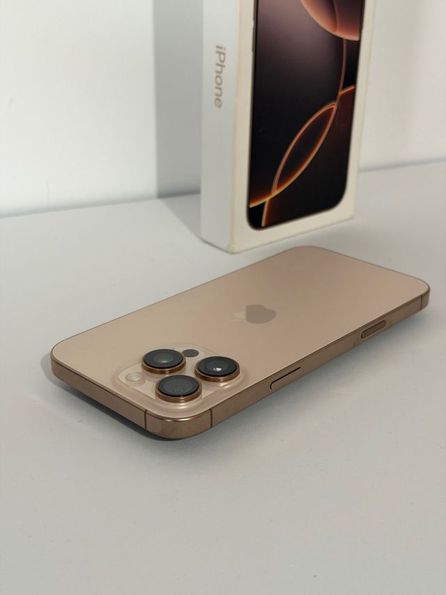 iPhone 16 Pro Max 512GB cómo nuevo