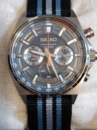 Reloj Seiko Chronograph SSB409PC