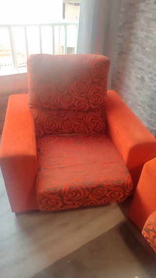 Conjunto sofá y sillón naranja floral