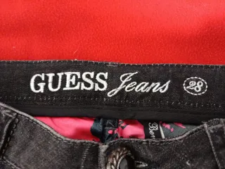 Pantalones vaqueros Guess talla M