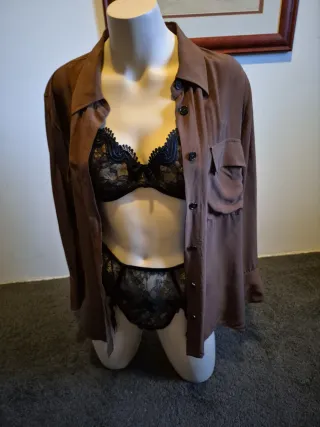 ZARA camisa unisex crespón.