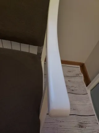 Silla o butaca blanca y marrón