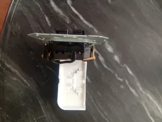 Pulsador persiana subida y bajada