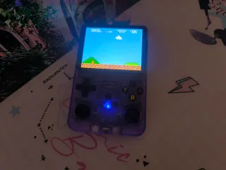 Maquina de juegos Morado